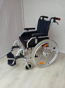 REPAS: Invalidní vozík Uniroll, odlehčený, šíře sedu 42 cm