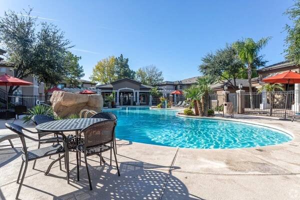Photos | Crystal Springs - Phoenix, AZ 