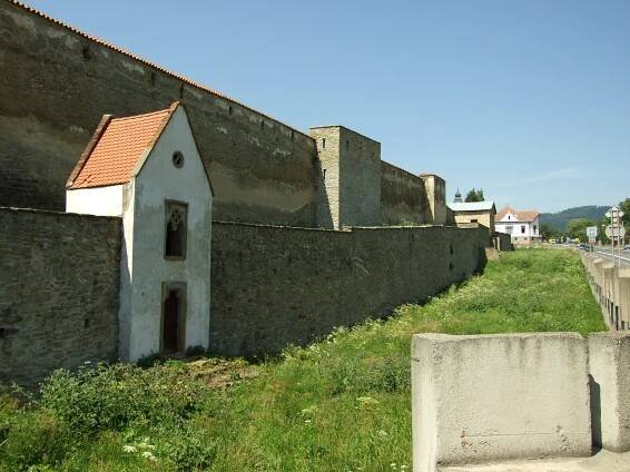 Soubor:Levoča, hradby.JPG