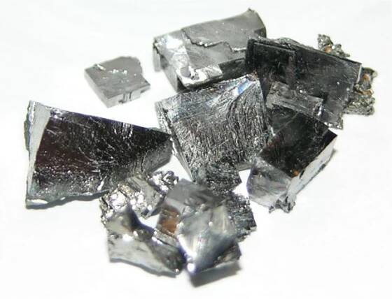 Soubor:Tantal 1.jpg – Wikipedie