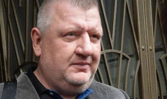 Rittig má pas a pojede si do Monaka obnovit rezidenční pobyt