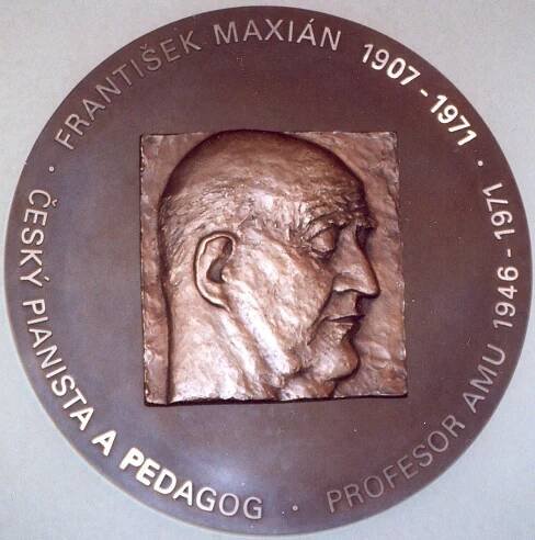 Soubor:František Maxian.jpg – Wikipedie