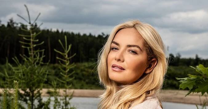 Kuchařová v nové kampani ministerstva: Soudící se misska to schytává za příliš sexy přírodu