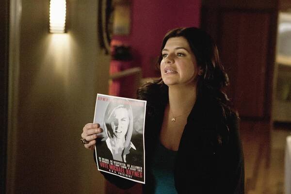 Šťastní až do smrti - You Snooze, You Bruise - Z filmu - Casey Wilson