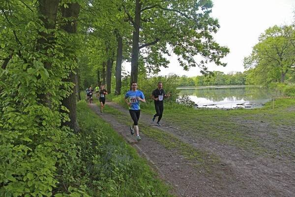 Jistebnický půlmaraton láká rodiny a myslí na dobročinnost