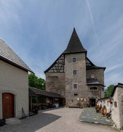 Hrad Vildštejn ve Skalné | TuristickaMapa.cz