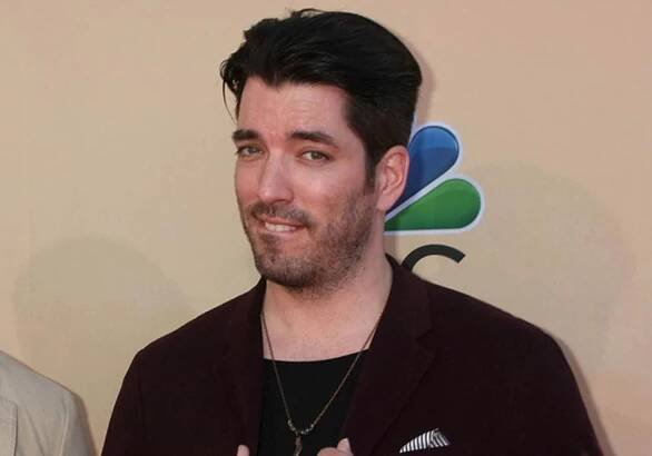 Who is Jonathan Scott dating? In 2025