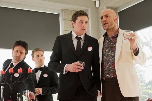 The Almighty Johnsons - Every Good Quest Has a Sacrifice - Z filmu - Timothy Balme, Dean O'Gorman, Emmett Skilton, Ben Barrington