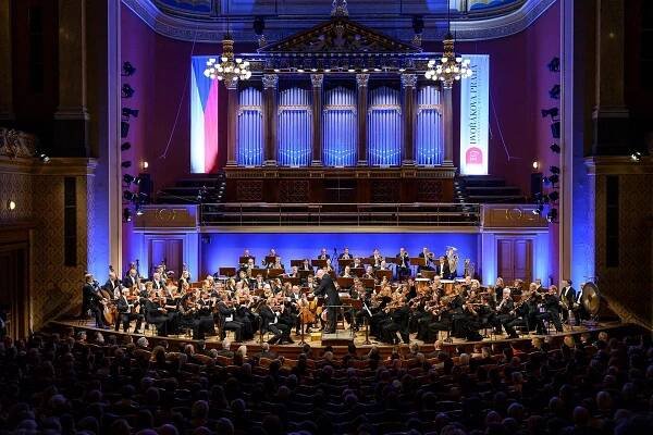 Neeme Järvi s estonskými symfoniky – důstojný závěr Dvořákovy Prahy – KlasikaPlus.cz