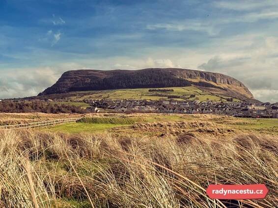 Zájezd | Západní Irsko + TURISTIKA V NP CONNEMARA + PLAVBA NA ARANSKÉ OSTROVY | Radynacestu.cz