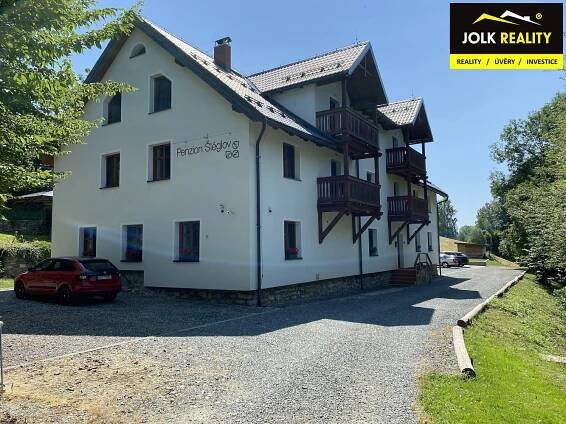 Prodej PENZIONU - apartmány, 33 lůžek, 850 m2 - ŠLÉGLOV JESENÍKY | Reality.iDNES.cz 