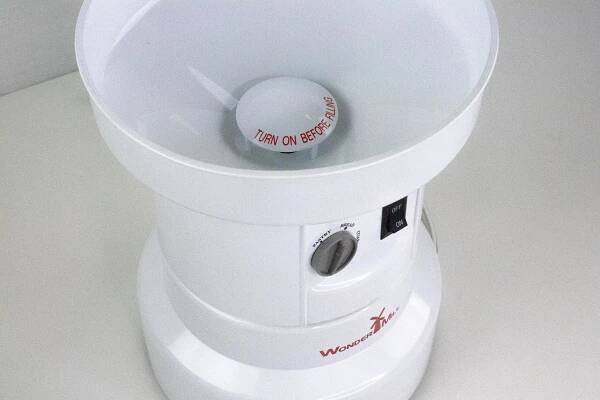 The Wondermill Electric Grain Mill - Image 4
