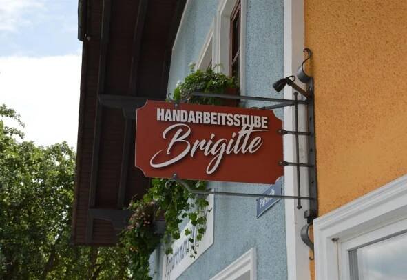 Erleben Sie Handwerkskunst in Mariapfarrs Handarbeitsstube Brigitte im Salzburger Lungau!