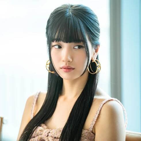 All of Suzy’s best beauty moments in Netflix’s ‘Doona!’