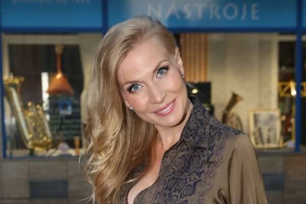 michaela ochotska