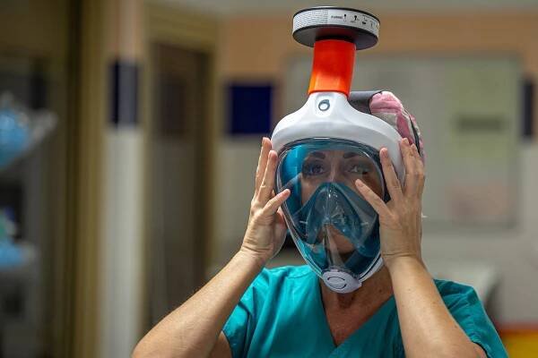 Další pomoc. Do Česka míří plicní ventilátory darované Německem