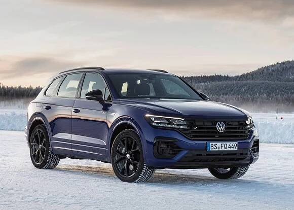 Volkswagen Touareg vyměnil V8 TDI za hybrid. Stojí přes dva miliony