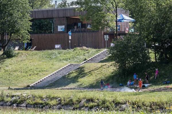 Loděnice v Ostravě na břehu Ostravice.