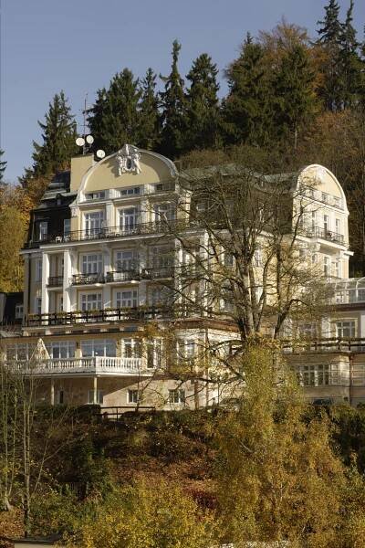 Lázeňský hotel ROYAL **** – Wellness Tour