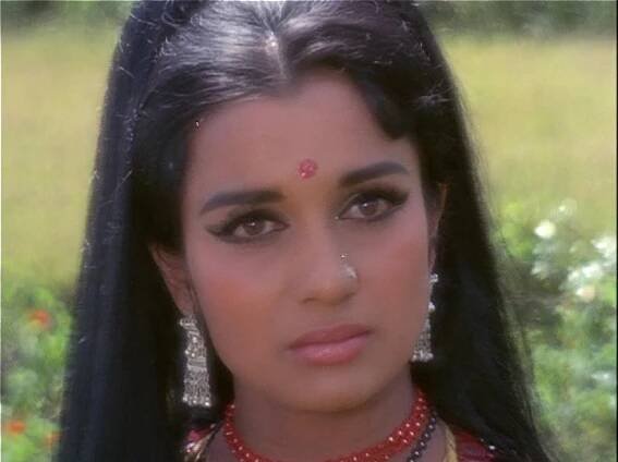 Asha Parekh in Caravan 49