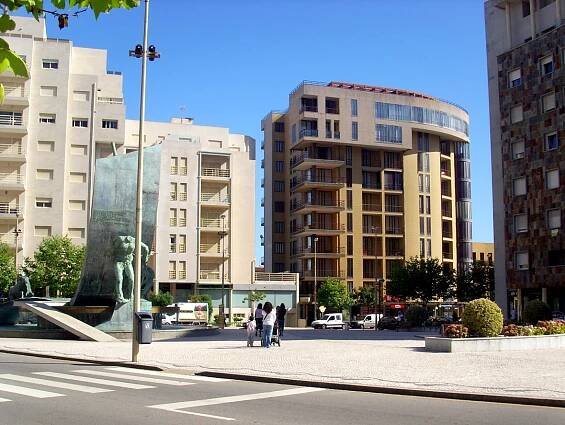 Touro (sculpture)
