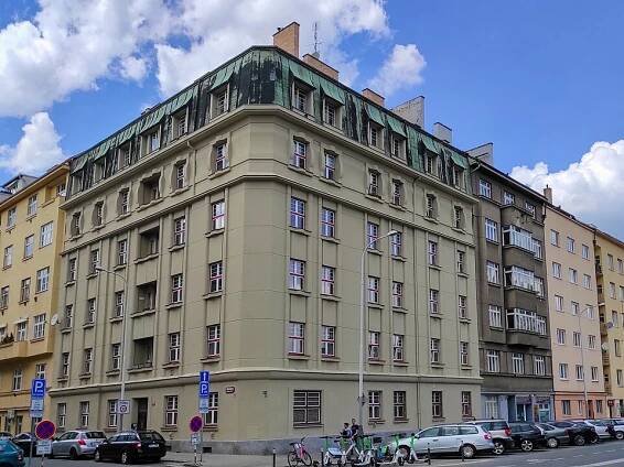 Soubor:Nájemní dům čp. 1190, Praha 7 – Holešovice (01).jpg – Wikipedie