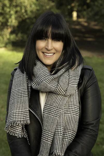 Anna Richardson 1.jpg