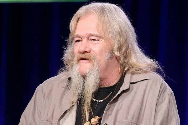 'Alaskan Bush People' dad Billy Brown dies at 68