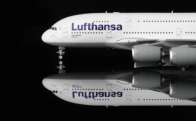 Lufthansa - A380 - D-AIMC - Peking - L2133 - 36.3cm - Scale 1/200