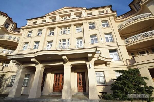 Zateplení a revitalizace budov | Stavební společnost | VEXTA a. s. 