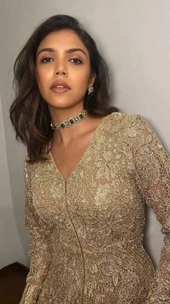 Shriya Pilgaonkar continues the legacy with unmatched style and grace
