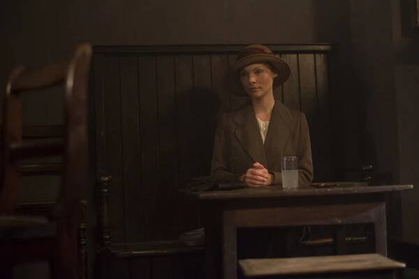 Panství Downton - A Journey to the Highlands - Z filmu - MyAnna Buring