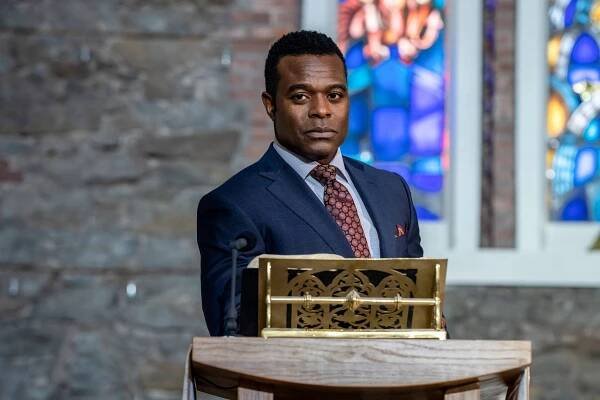 Zákon a pořádek - Mammon - Z filmu - Lyriq Bent