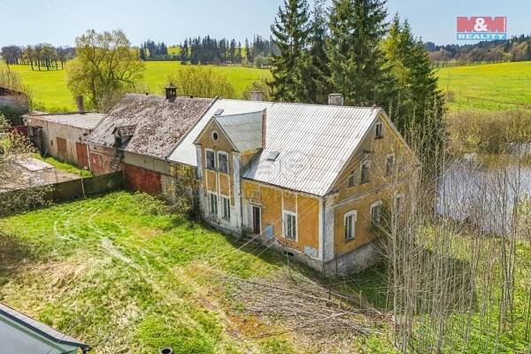 Prodej rodinného domu, 310m2 v Mrázově u Teplé, okres Cheb