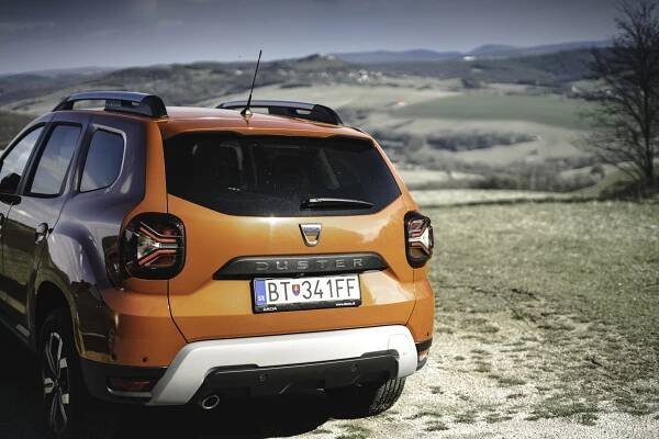 TEST: Dacia Duster Prestige 1.3 TCE 150k EDC - dušou dobrodruh - Medziplyn
