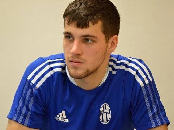 David Jurásek: Přestup do Benficy, otec trenérem