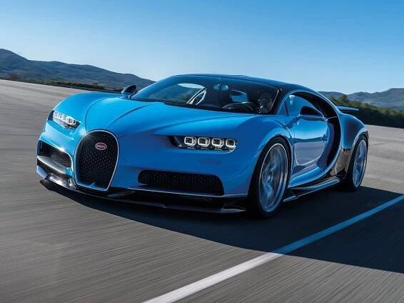 Bugatti Chiron se pokusí o rychlostní rekord až v roce 2018. Kvůli pneumatikám