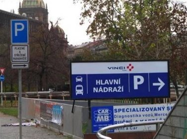 Hlavni Nadrazi Parking | Prague