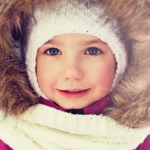 Aidez vos enfants à affronter naturellement l’hiver