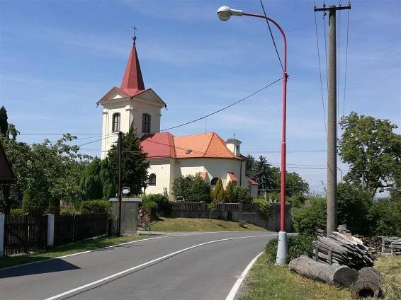 Všestary - Cestujemepocr.cz