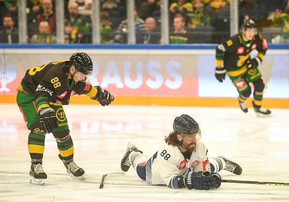 OBRAZEM: Vítkovice vezou z Finska bod, s Ilves vedení neudržely. Co řekl Holaň?