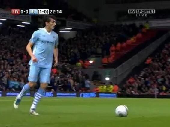 Liverpool 2 x 2 Manchester City 2° jogo da Semifinal da Copa da Liga Inglesa 2011-12 Jogo Completo Parte 1 - Vídeo Dailymotion