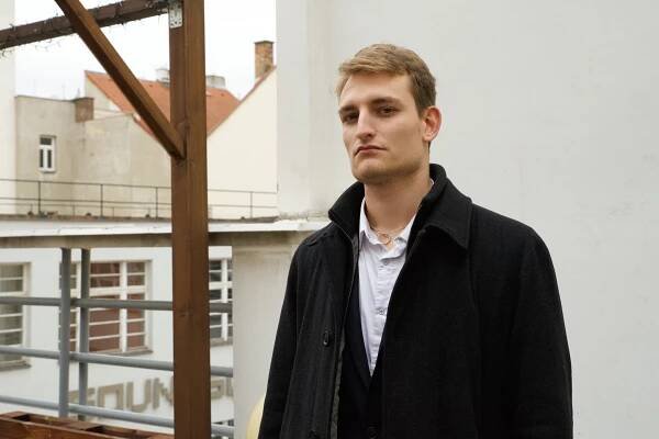 Student třetího ročníku historie na Filozofické fakultě Univerzity Karlovy Tomáš Hercík v rozhovoru popisuje, proč se...