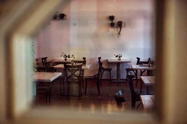 Kontakt :: www.bistrokoruna.cz