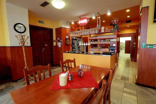 Restaurace Vatikán | Prostory OREL ČB