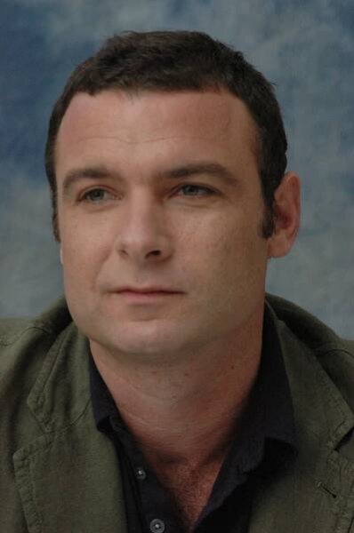 Liev Schreiber