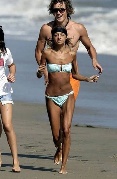 Nicole Richie tráví dovolenou s touhle exmilenkou Lindsay Lohan Samanthou Ronson
