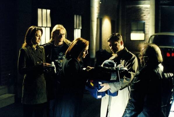 Annabeth Gish, Dean Haglund, Gillian Anderson, Bruce Harwood, Tom Braidwood - Akta X - Původ - Z filmu