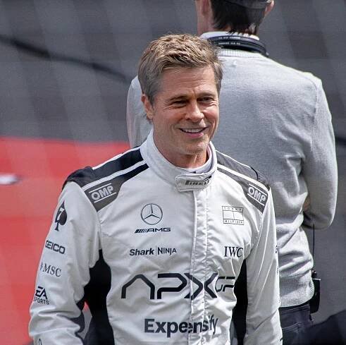 Brad Pitt za volantem F1: Premiéra hollywoodského velkofilmu už klepe na dveře, tady je finální trailer