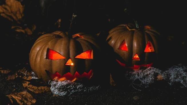 Dušičky (Svátek zesnulých) nejsou Halloween. Liší se datem i pojetím - Médium.cz